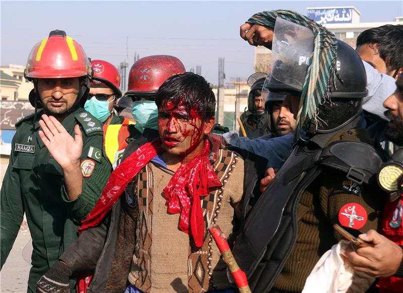 PAKISTAN RELIGOUS PROTESTORS BLOCKADE