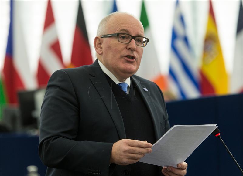 Juncker zadužio Timmermansa da posreduje u graničnom sporu između Hrvatske i Slovenije