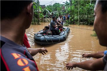 INDONESIA CYCLONE CEMPAKA