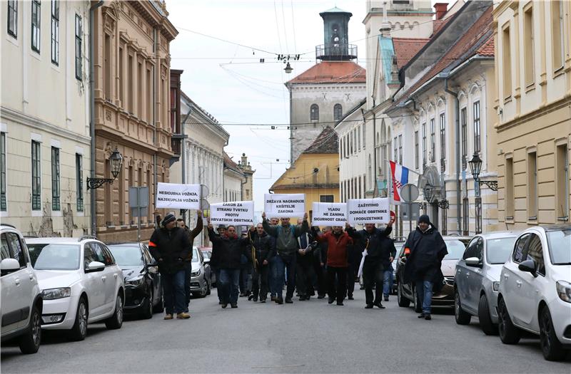 Prosvjed taksista protiv novog zakona