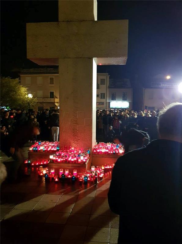 U Mostaru svijeće za Praljka