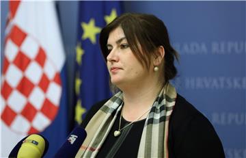 Tiskovna konferencija ministrice Žalac