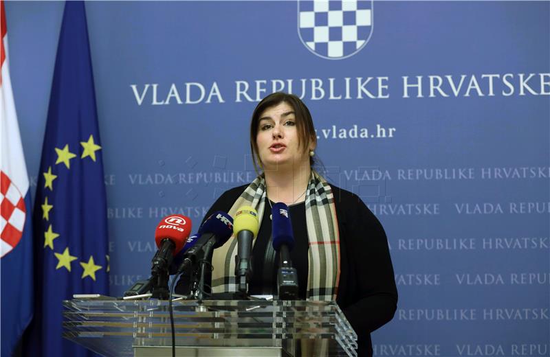 Tiskovna konferencija ministrice Žalac