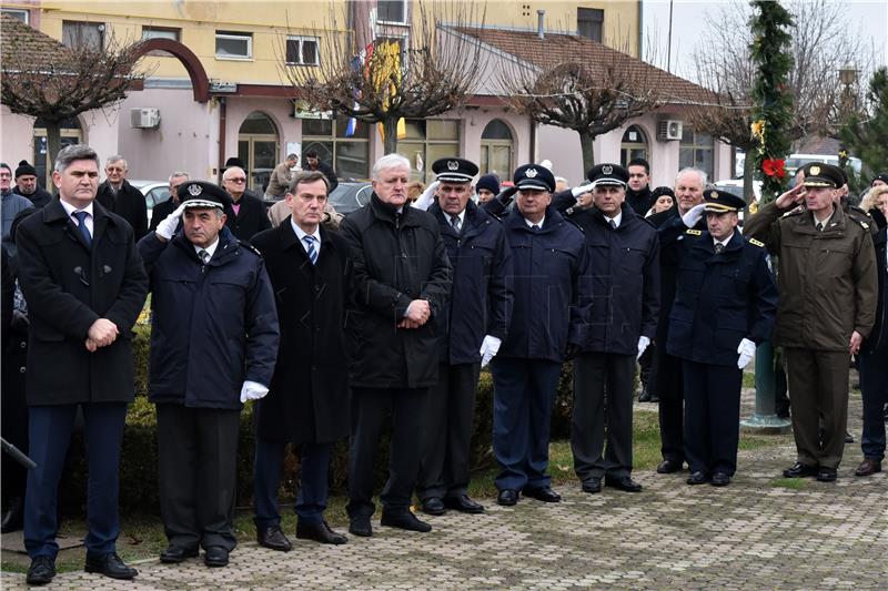 U Otoku obilježena 26. godišnjica pogibije prvih hrvatskih zrakoplovaca