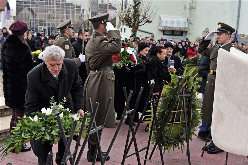 U Otoku obilježena 26. godišnjica pogibije prvih hrvatskih zrakoplovaca