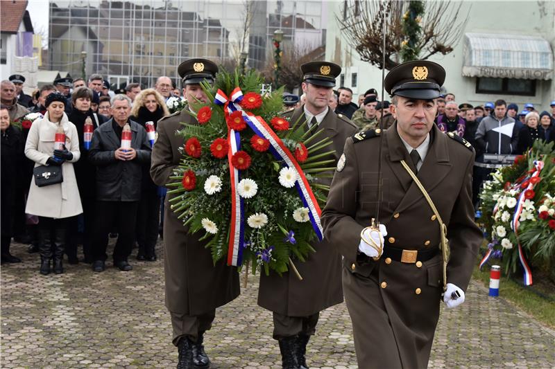 U Otoku obilježena 26. godišnjica pogibije prvih hrvatskih zrakoplovaca