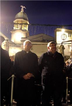 Paljenjem prve svijeće počeo Advent u Rijeci