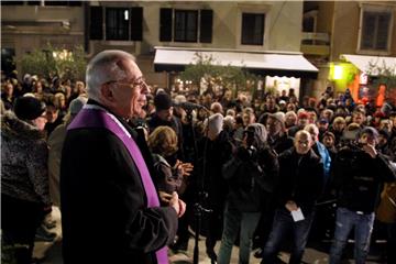 Paljenjem prve svijeće počeo Advent u Rijeci