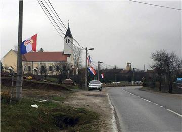 Spaljene četiri zastave Hrvata u BiH nedaleko Maglaja