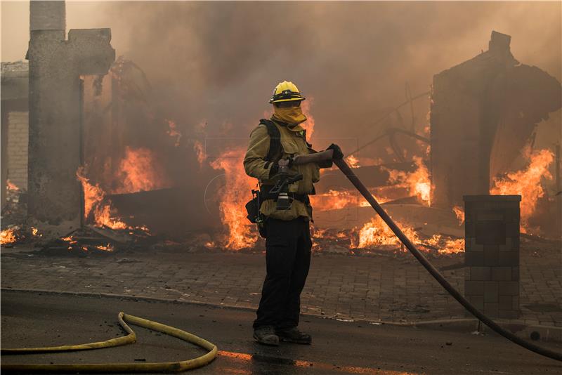 USA WILDFIRE CALIFORNIA