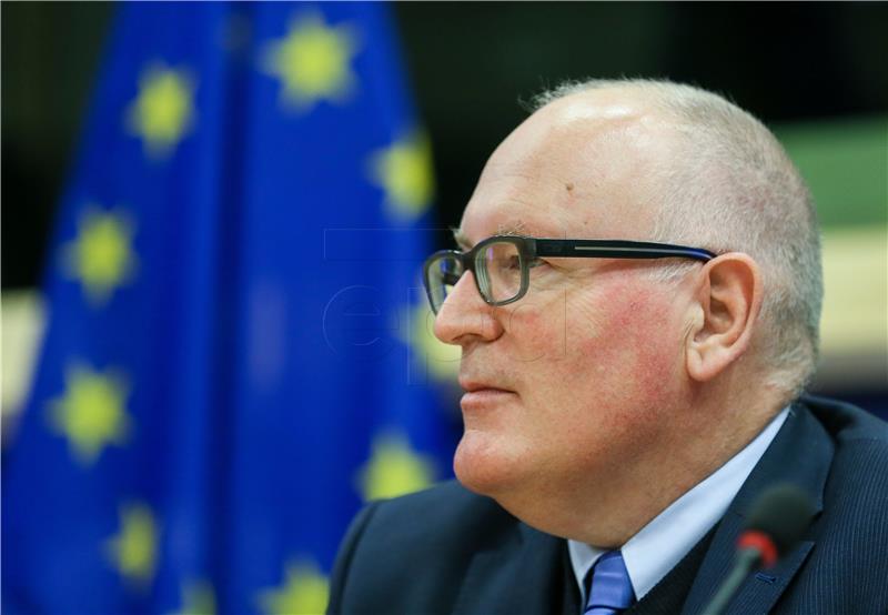 Timmermans says in touch with Croatia and Slovenia in bid to solve border row