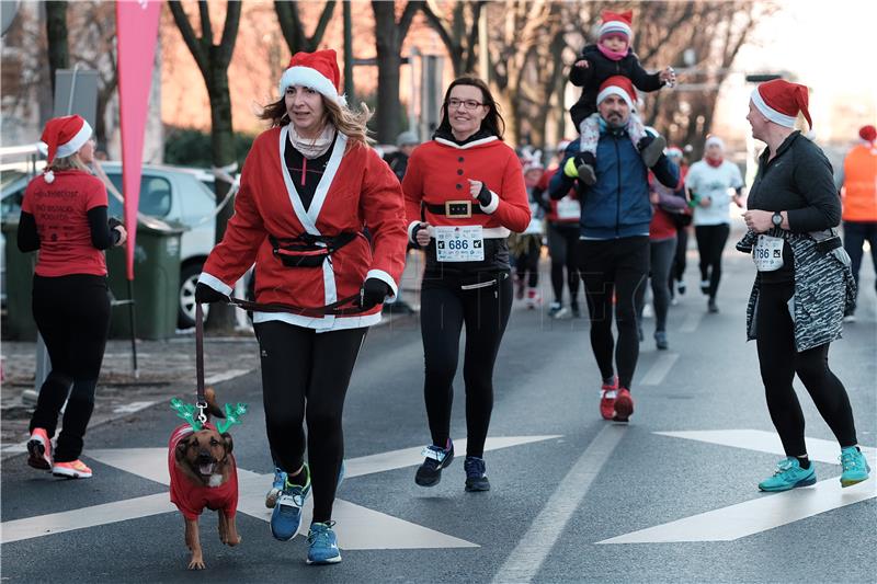 Održan prvi "Zagreb Advent Run"