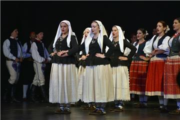 Tradicionalni humanitarni koncert Folklornog ansambla Linđo „Dar od srca“