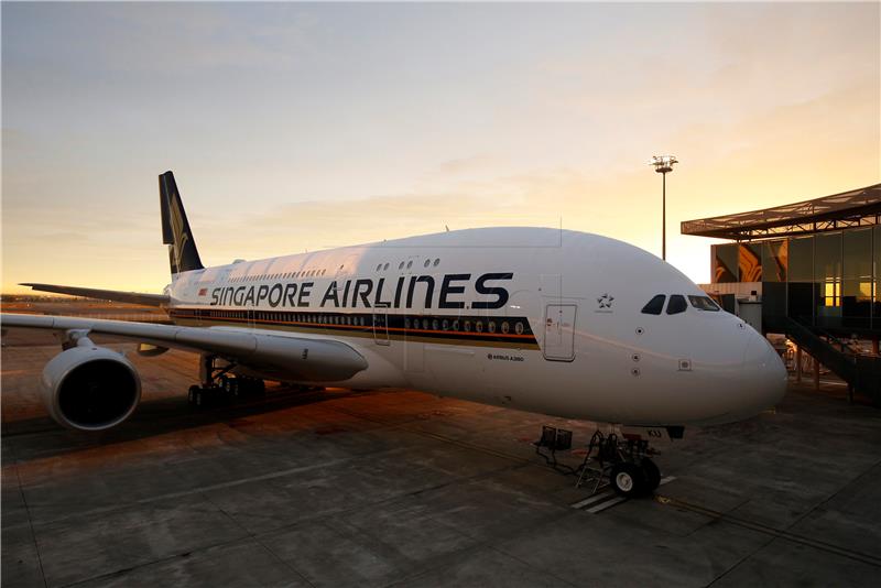 FRANCE AIRBUS SINGAPORE AIRLINES