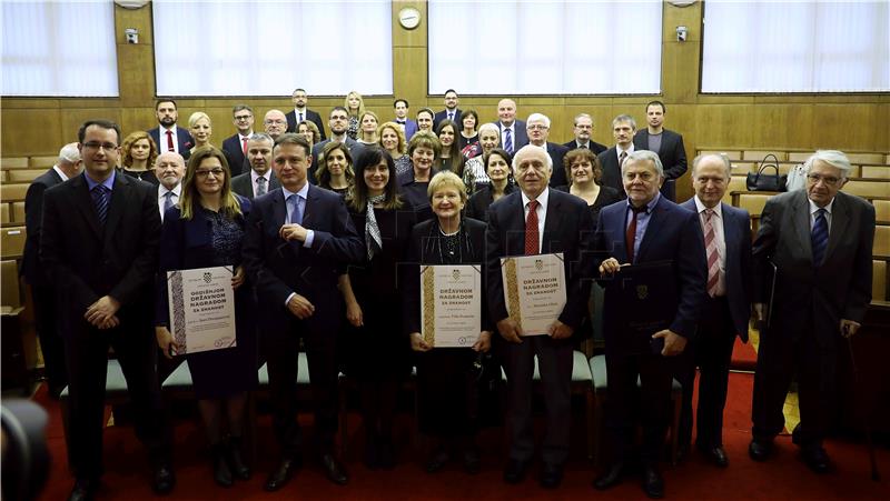 U Hrvatskom saboru dodijeljene Državne nagrade za znanost 