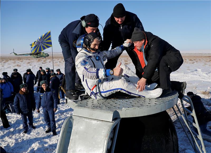 KAZAKHSTAN RUSSIA SPACE LANDING