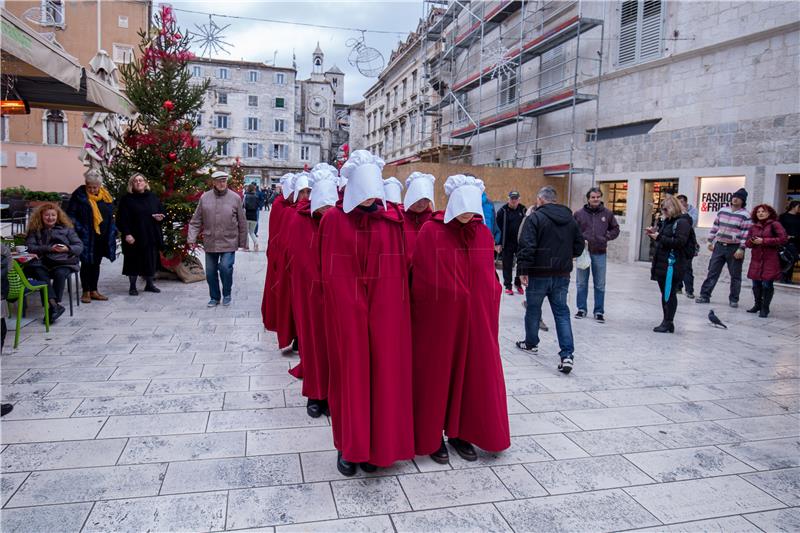 Split: Prosvjedna akcija 'STOP fundamentalističkom nasilju nad ženama'