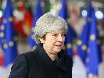 May kaže da je u pregovorima o Brexitu učinjen velik korak naprijed