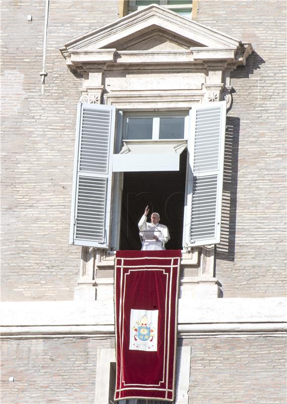 VATICAN POPE ANGELUS PRAYER