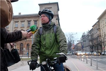 Sindikat biciklista i projekt Sjajim u mraku