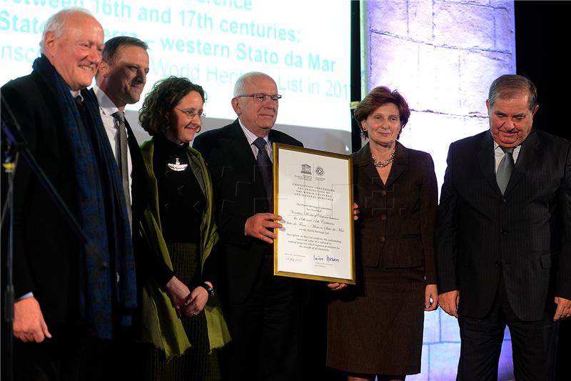 Zadar presented with charter on inscription of city walls on UNESCO World Heritage List