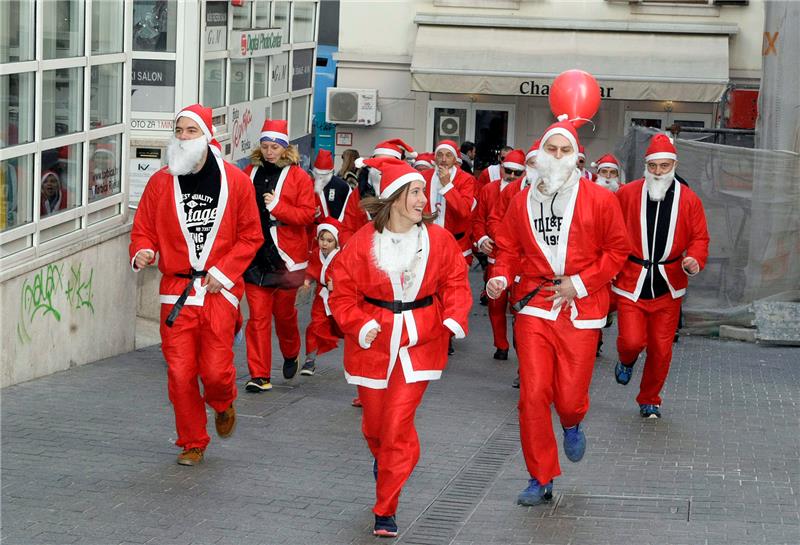 Santa run held in Rijeka