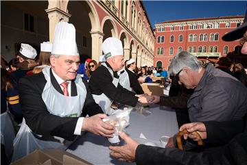 Podjela bakalara na Splitskim Prokurativama