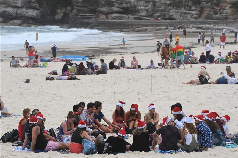 AUSTRALIA HOLIDAYS CHRISTMAS