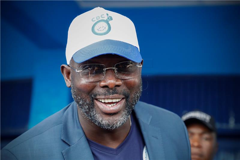 Nogometna legenda George Weah uvjerljivo pobijedio na predsjedničkim izborima u Liberiji