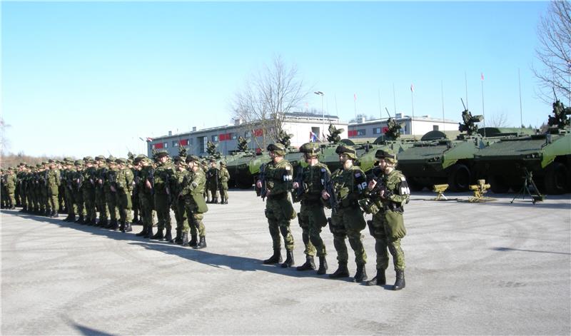 Defence minister visits Croatian troops in Lithuania