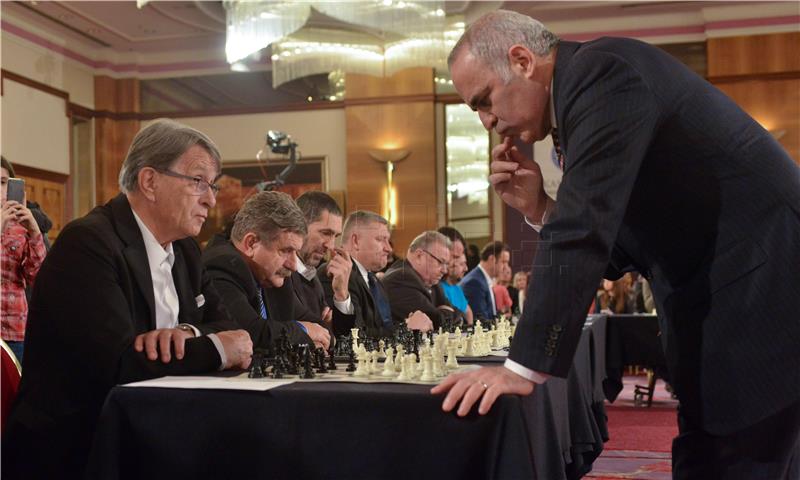 Traditional Christmas game of chess by Garry Kasparov