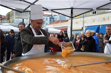 U Puli spravljena fritaja od 2018 jaja