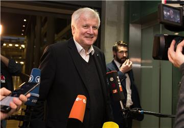 Čelnik njemačkog CSU-a odredio Uskrs kao krajnji rok za formiranje koalicije