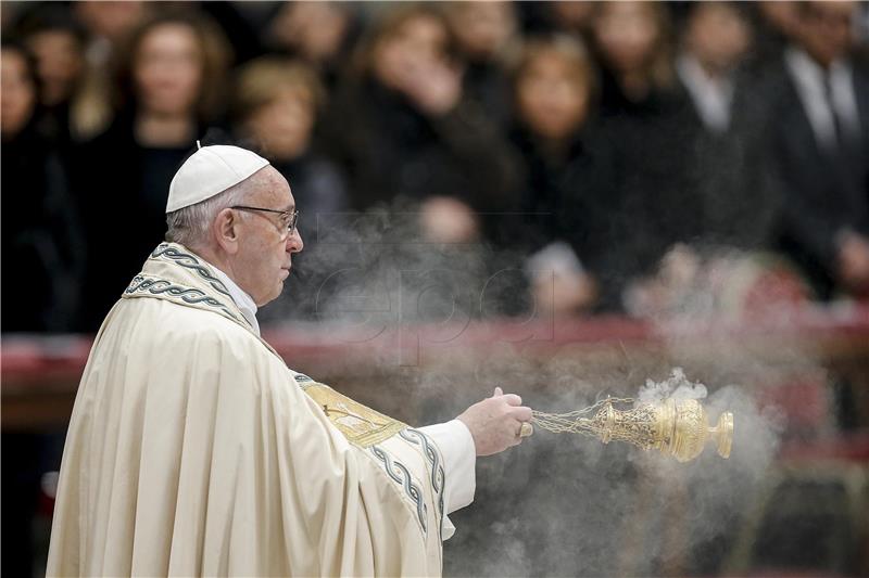 VATICAN NEW YEARS VESPERS