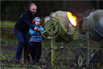 NETHERLANDS NEW YEARS EVE TRADITIONS