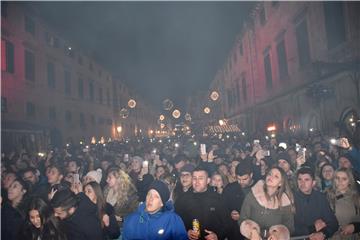 Doček nove 2018. godine na Stradunu