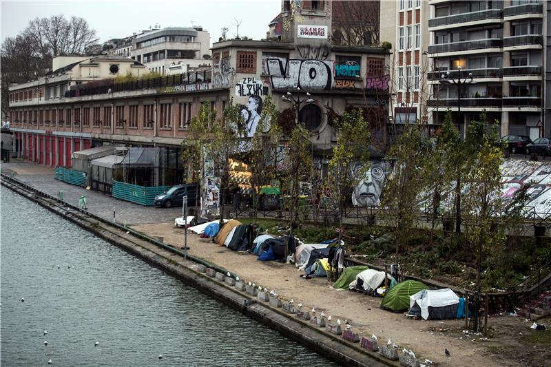 FRANCE MIGRANTS