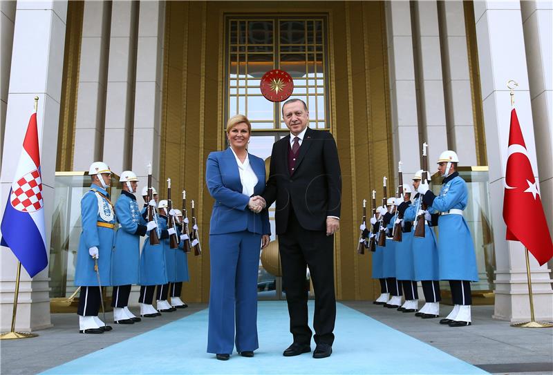 Grabar-Kitarović i Erdogan najavili pomoć BiH u pokretanju reformi