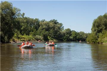 Green activists to organise paddling race down Drava on Saturday