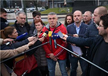 Konferencija za medije najvećih sindikata u zagrebačkom Holdingu