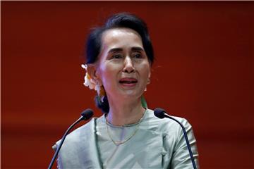 Aung San Suu Kyi: Priznanje vojske je pozitivan korak 