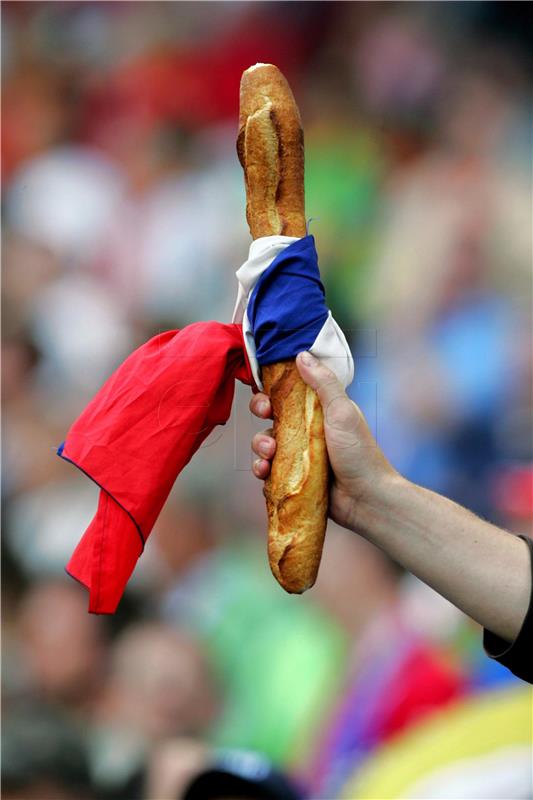 (FILE) FRANCE TRADITION