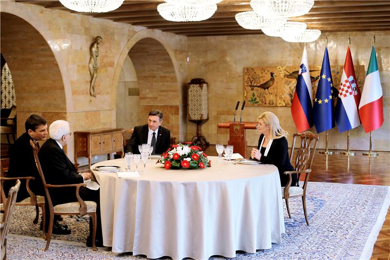 Croatian, Slovenian presidents talk border issue