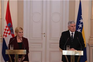 Grabar-Kitarović i Čović: Dijalog najbolji put za napredak