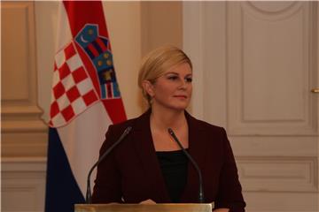 Grabar-Kitarović i Čović: Dijalog najbolji put za napredak