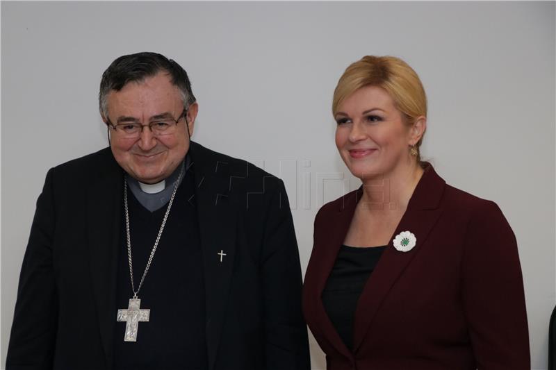 Croatian president meets with Sarajevo archbishop