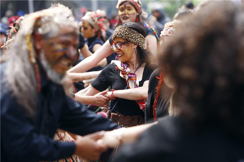 Papa pozvao Mapuche da obrane svoju kulturu, ali i odreknu se nasilja