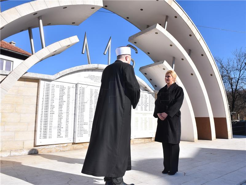 Croatian president pays tribute to war victims in Ahmici and Krizancevo Selo