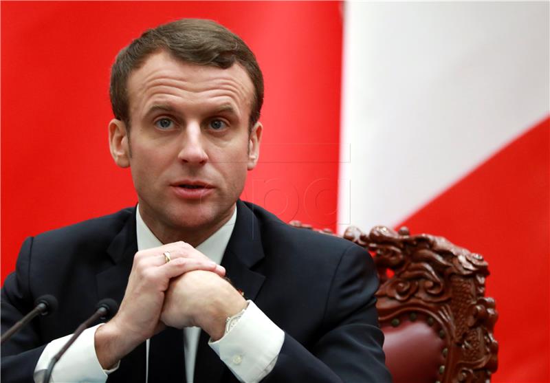 Macron: posebni sporazum Britanije i EU-a moguć