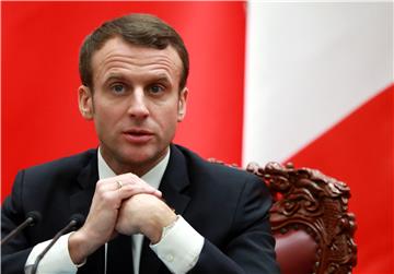 Macron: posebni sporazum Britanije i EU-a moguć